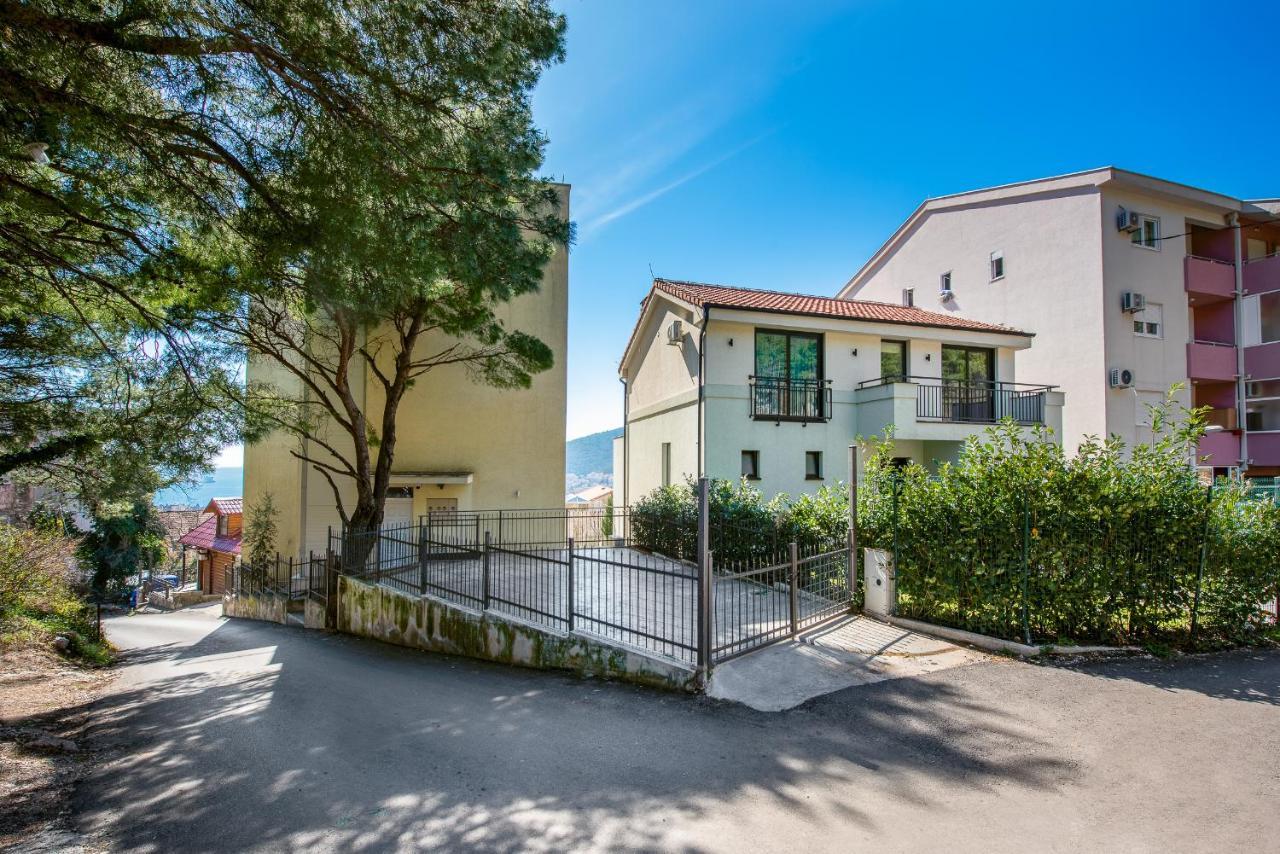 Villa Lazi Sea View Budva Extérieur photo